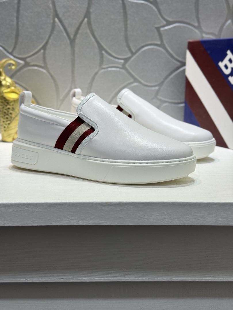 Casual Shoes
