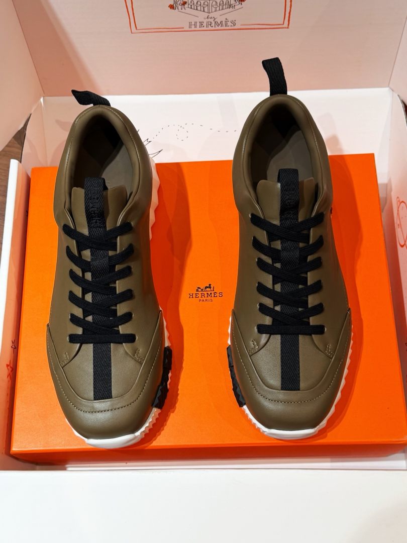 Hermes Sports Shoes