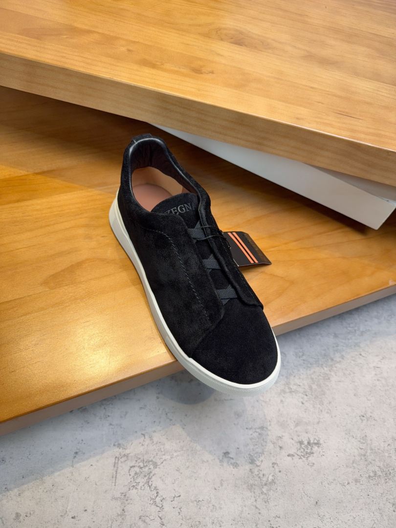 Casual Shoes