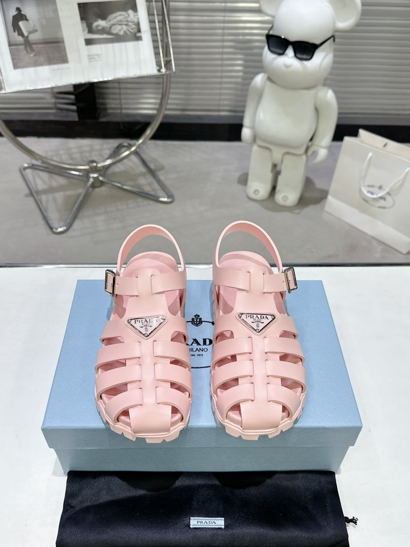 Prada Slides