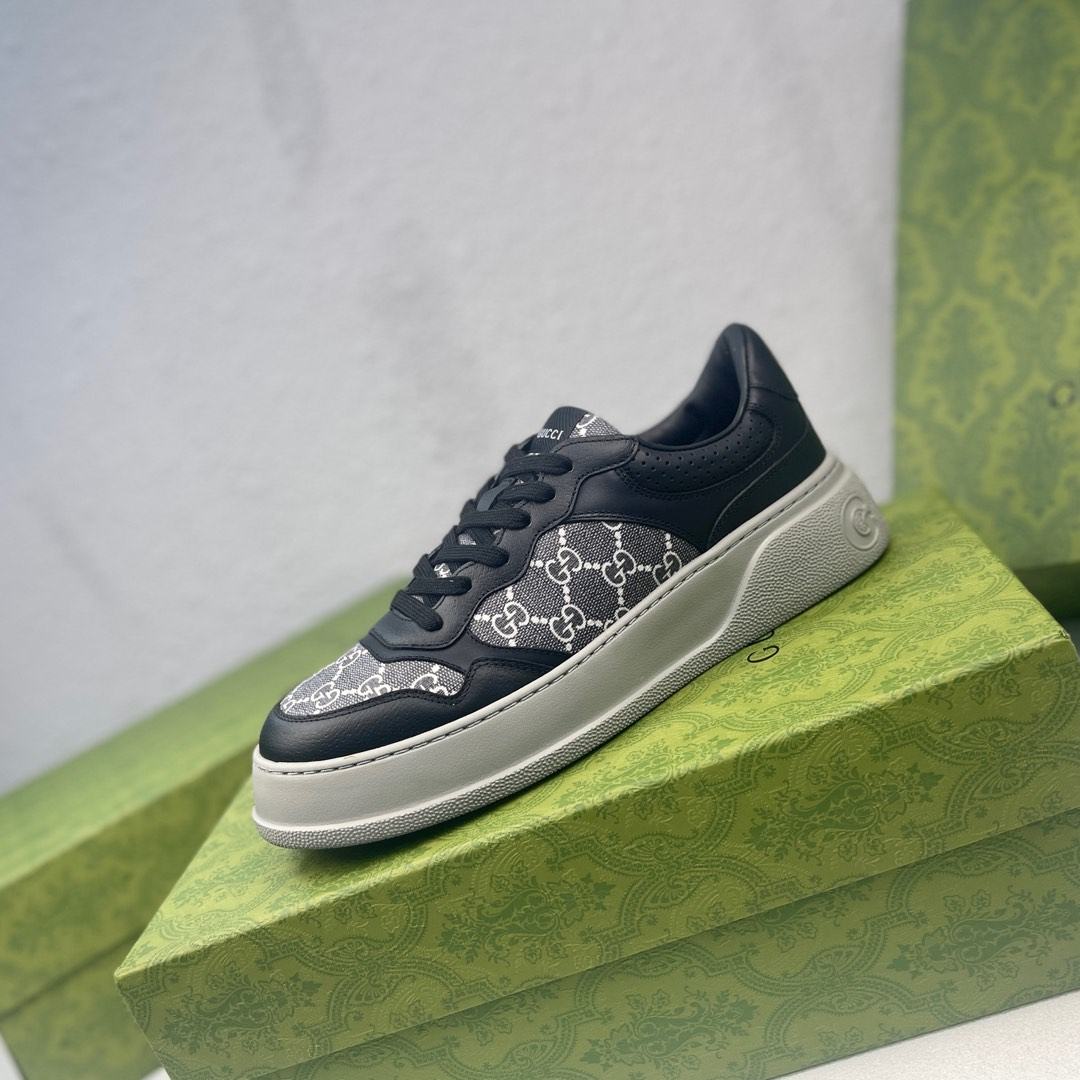 Gucci Sports Shoes