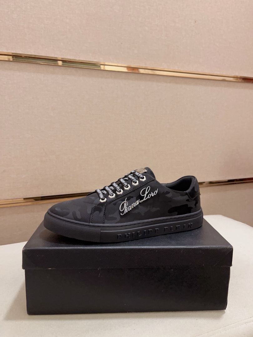 Casual Shoes