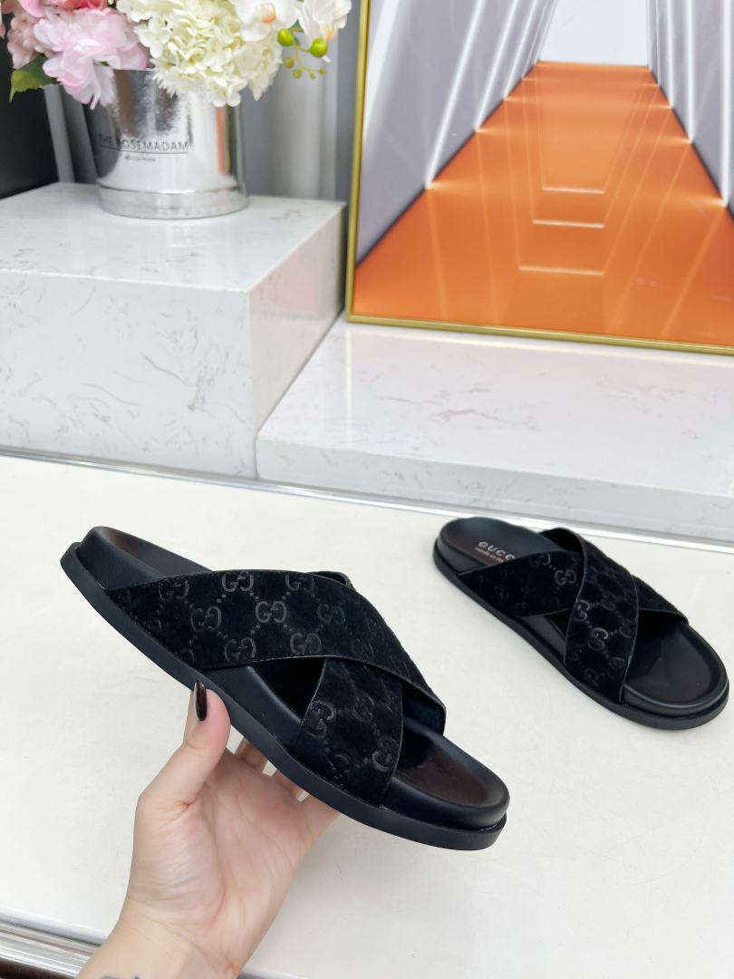 Gucci Slides