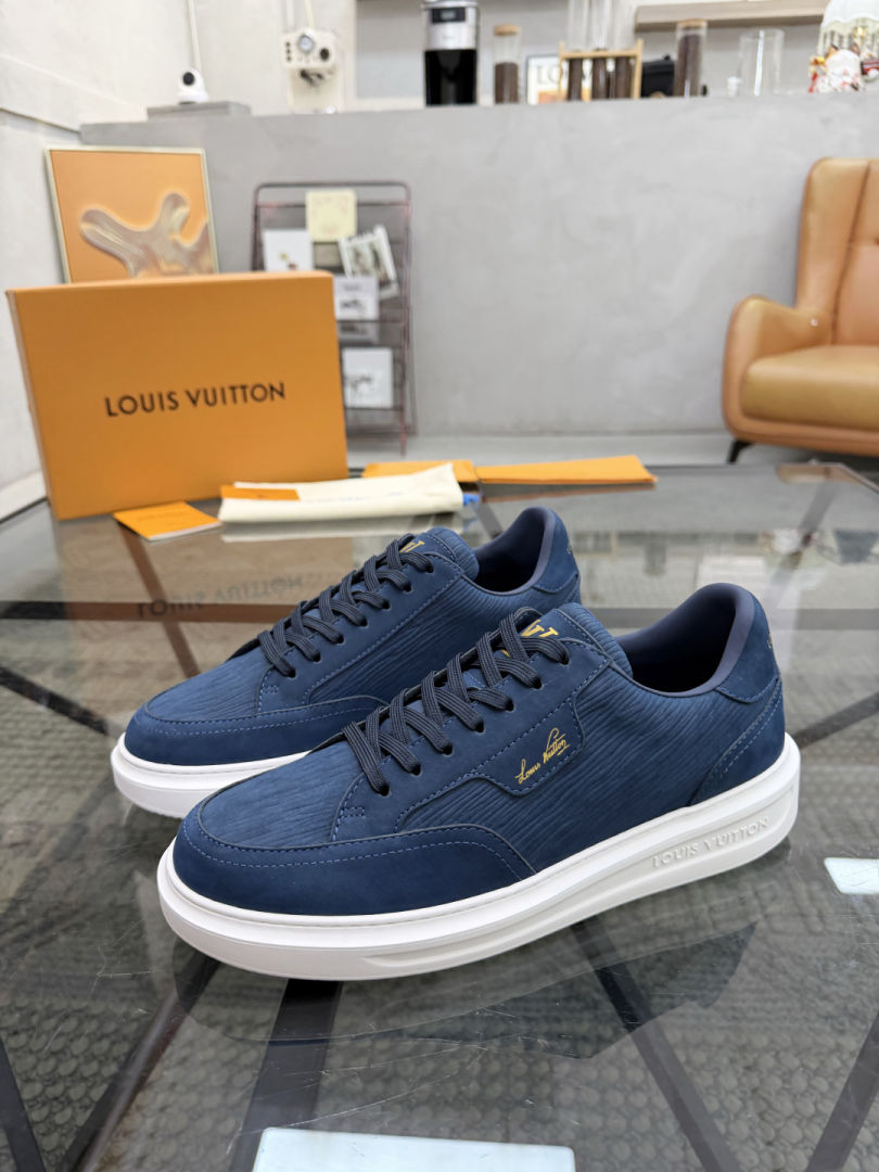 Casual Shoes