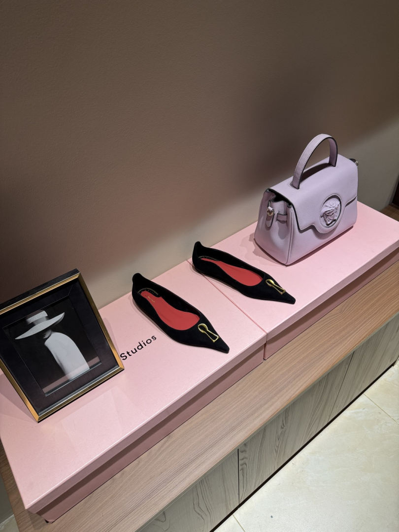 Chanel High Heels
