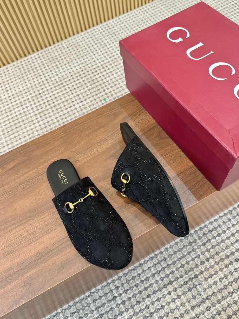 Gucci Slides