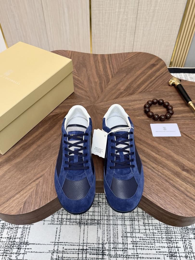 Casual Shoes