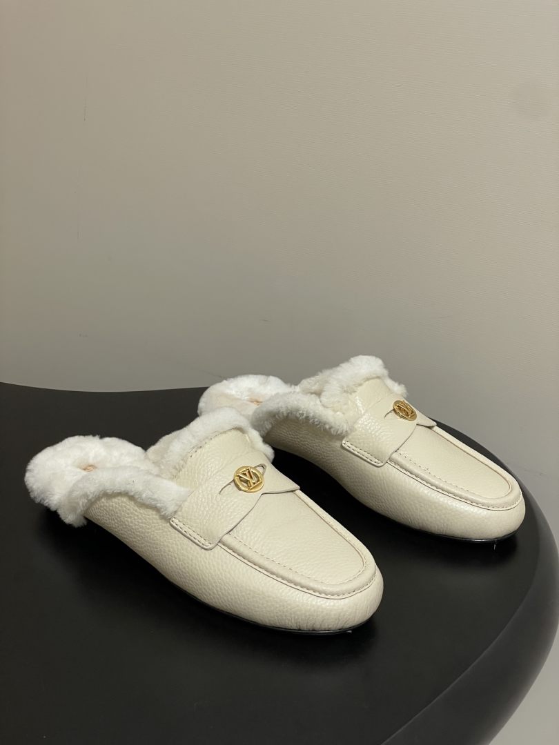 Louis Vuitton Casual Shoes