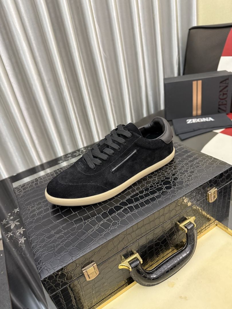 Casual Shoes