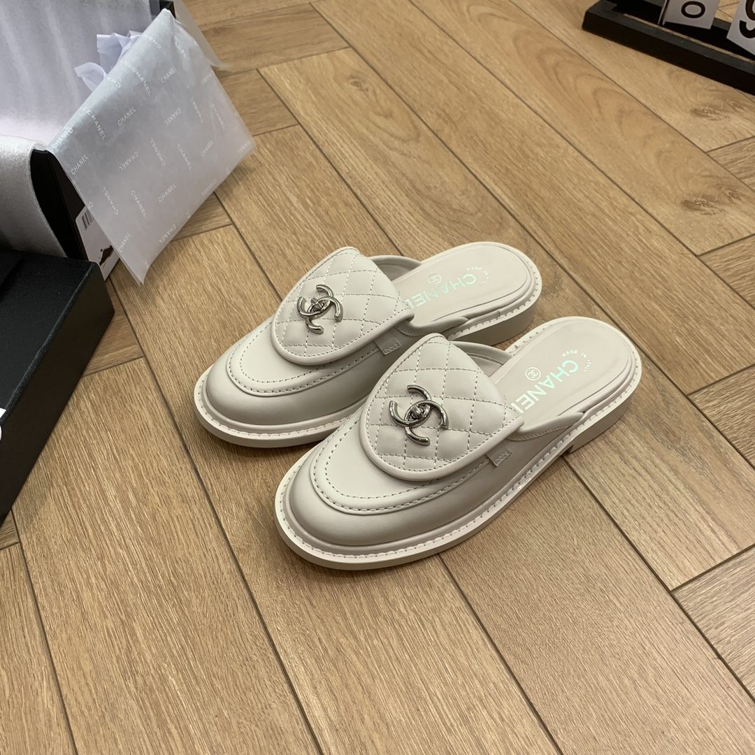 Chanel Slides