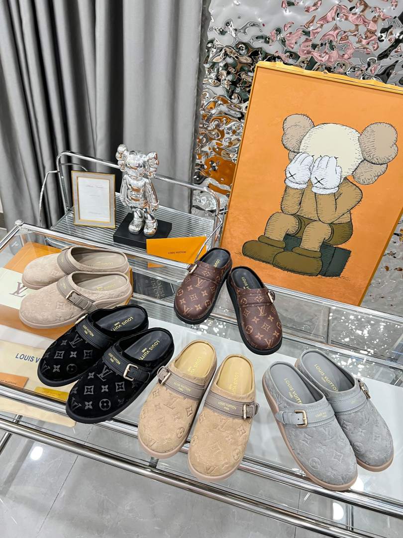 Louis Vuitton Slides