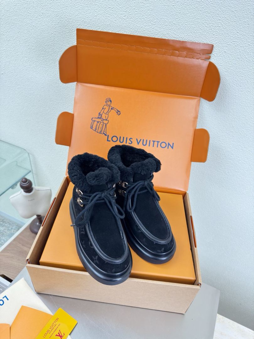 Louis Vuitton Boots