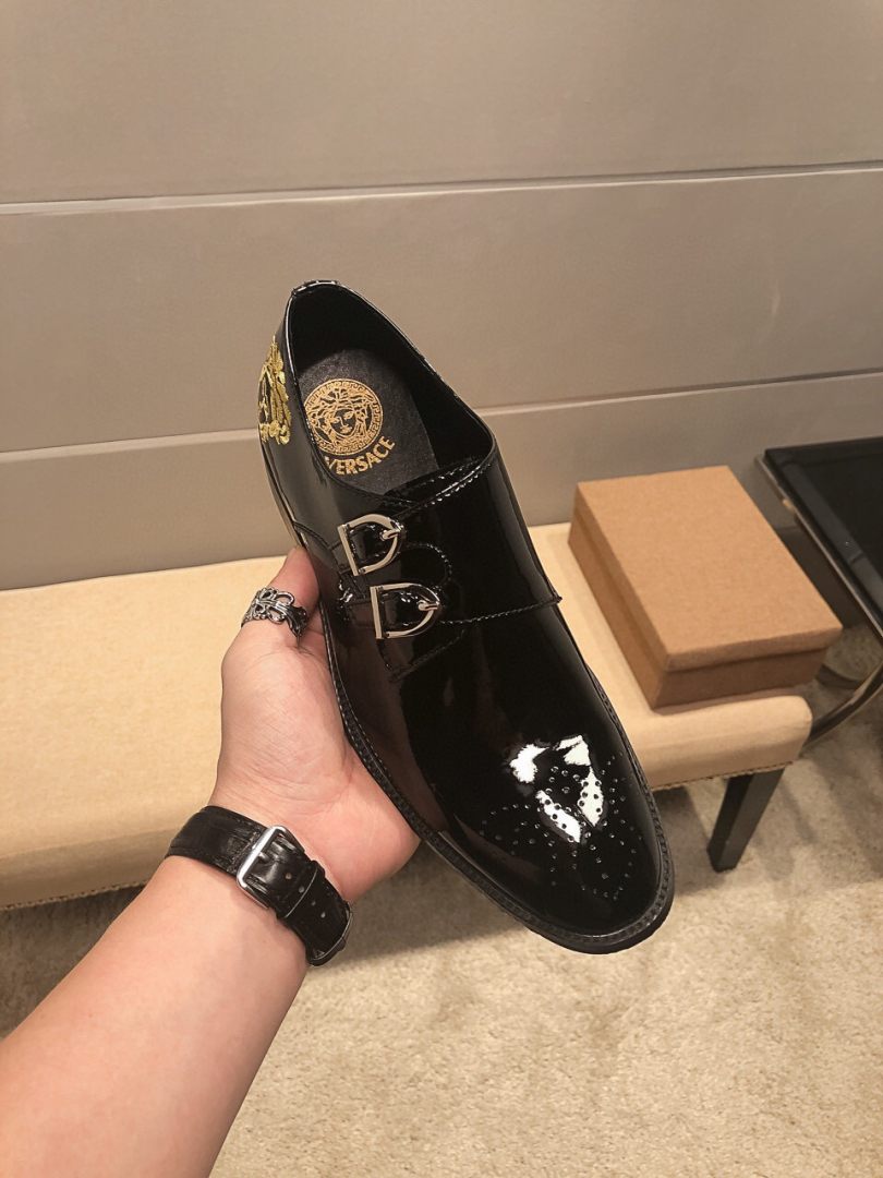 Casual Shoes