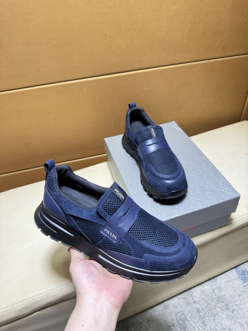 Casual Shoes