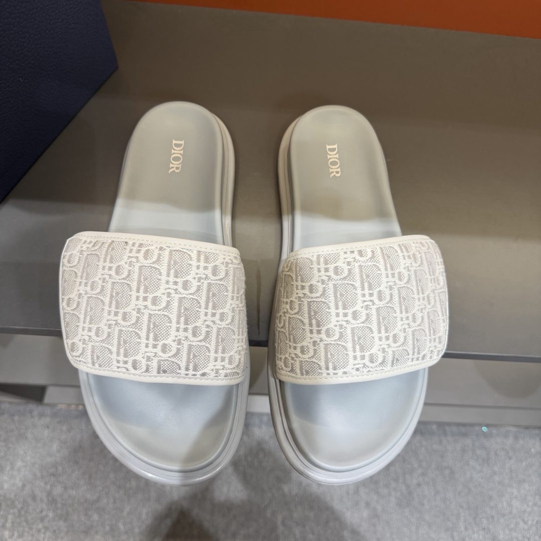 Dior Slides