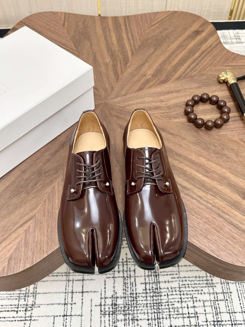 Casual Shoes