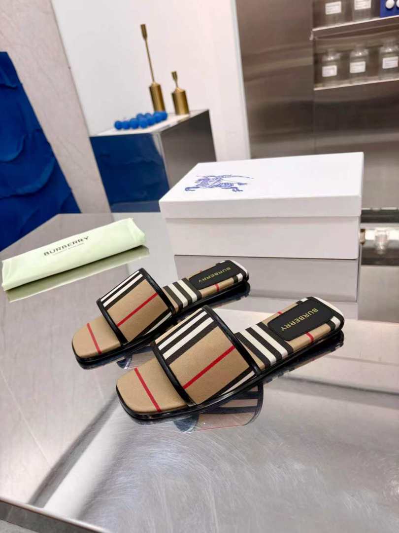 Burberry Slides