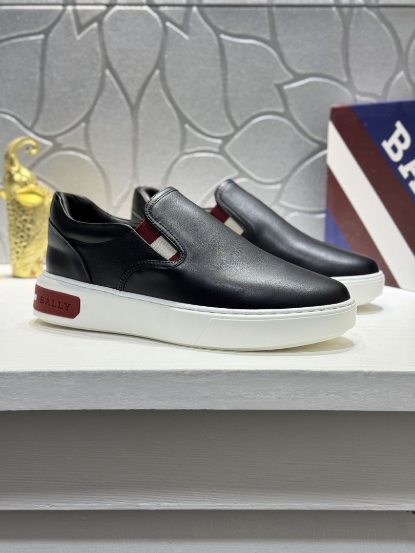 Casual Shoes
