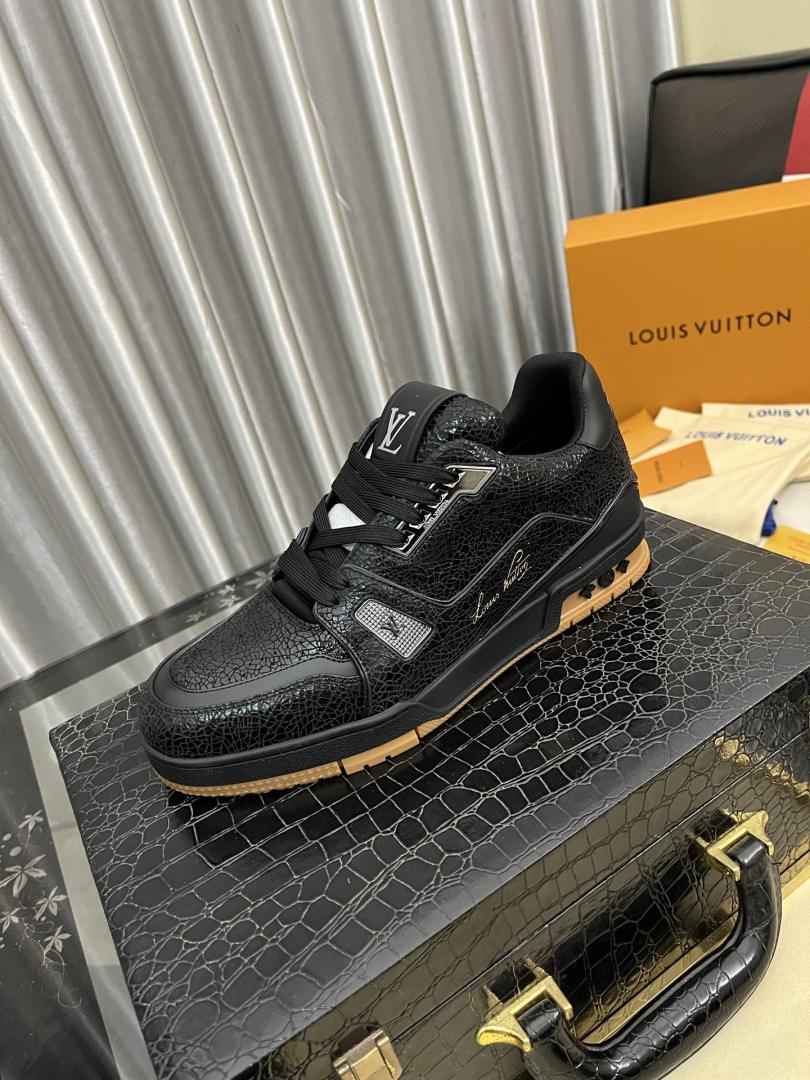 Louis Vuitton Casual Shoes