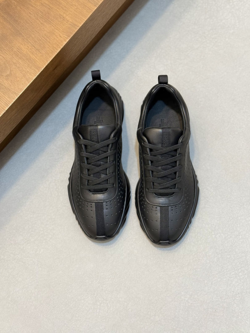 Hermes Sports Shoes