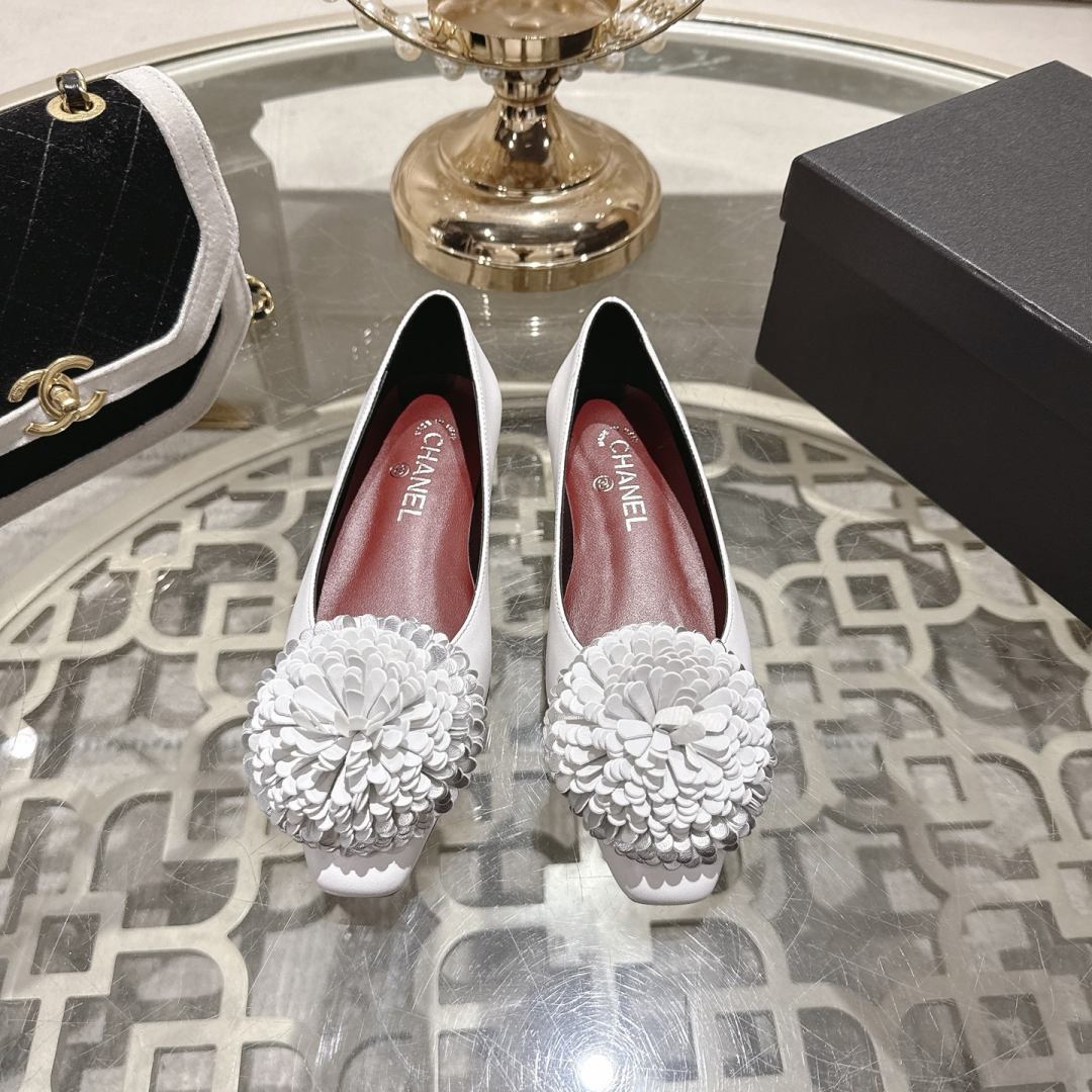 Chanel High Heels