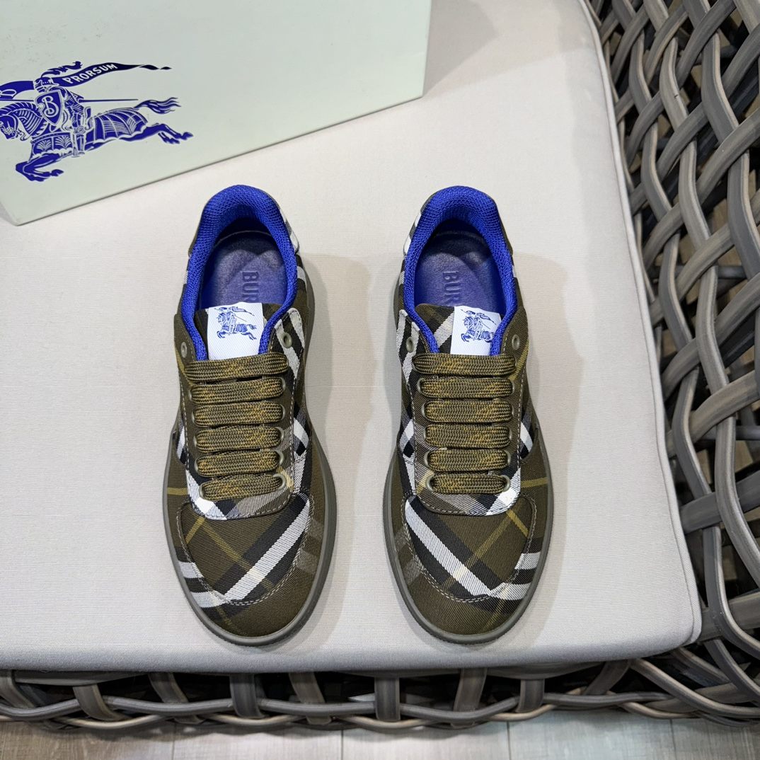 Burberry Sports Shoes
