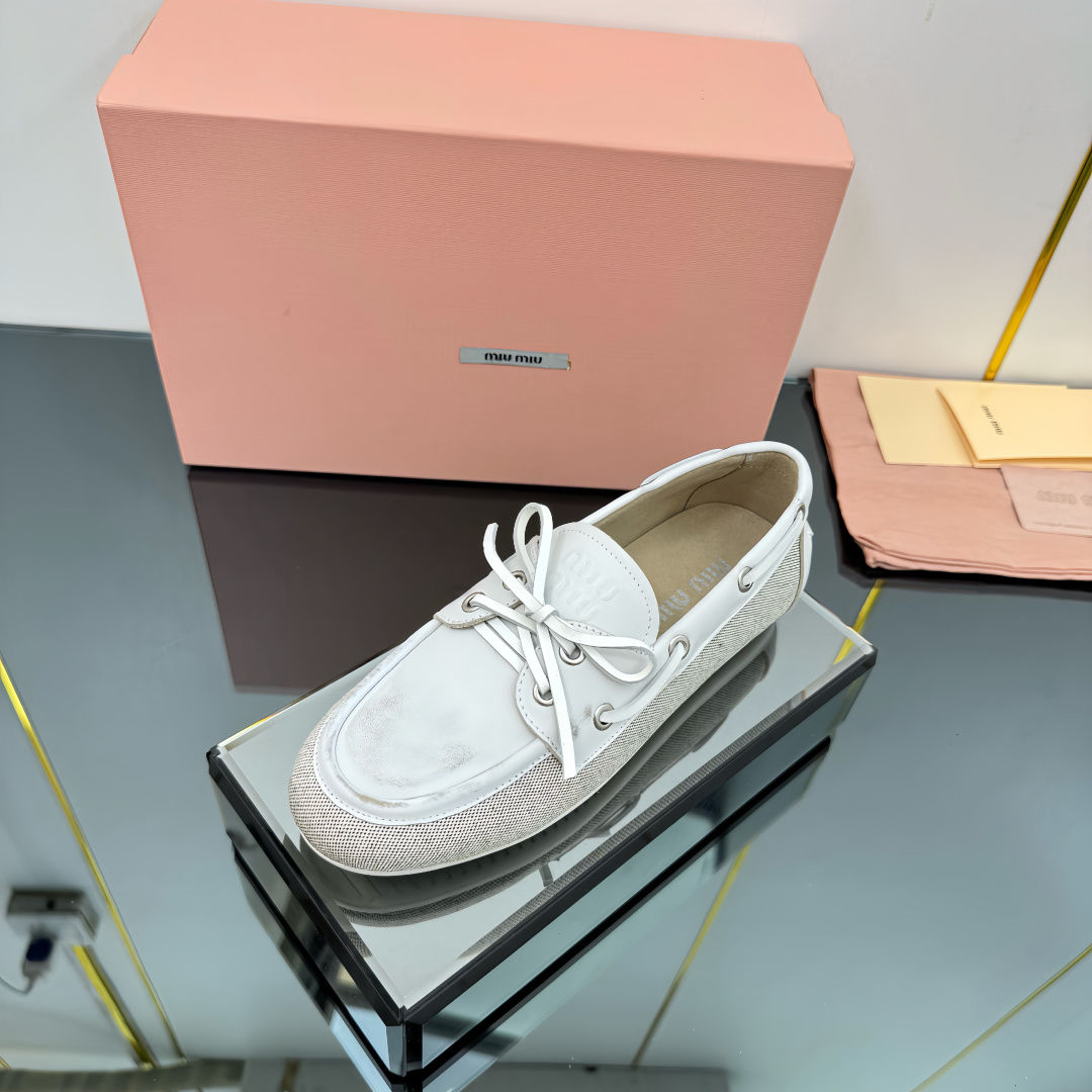 Miu Miu Casual Shoes