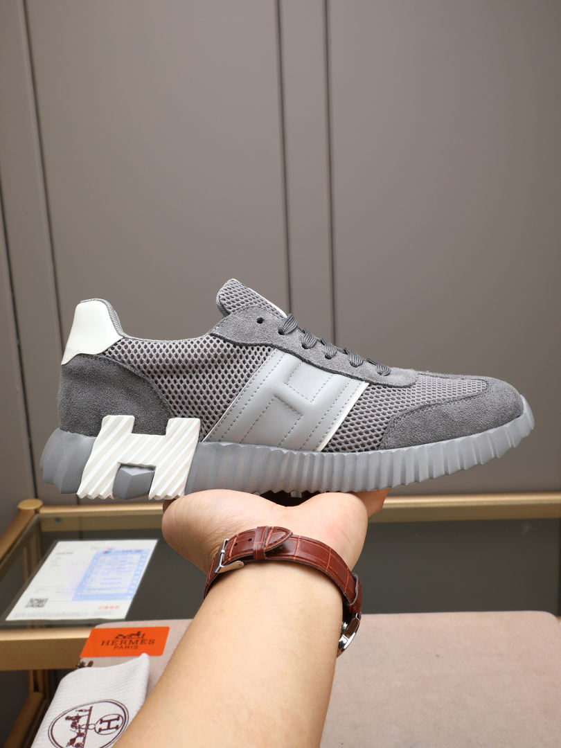 Hermes Sports Shoes