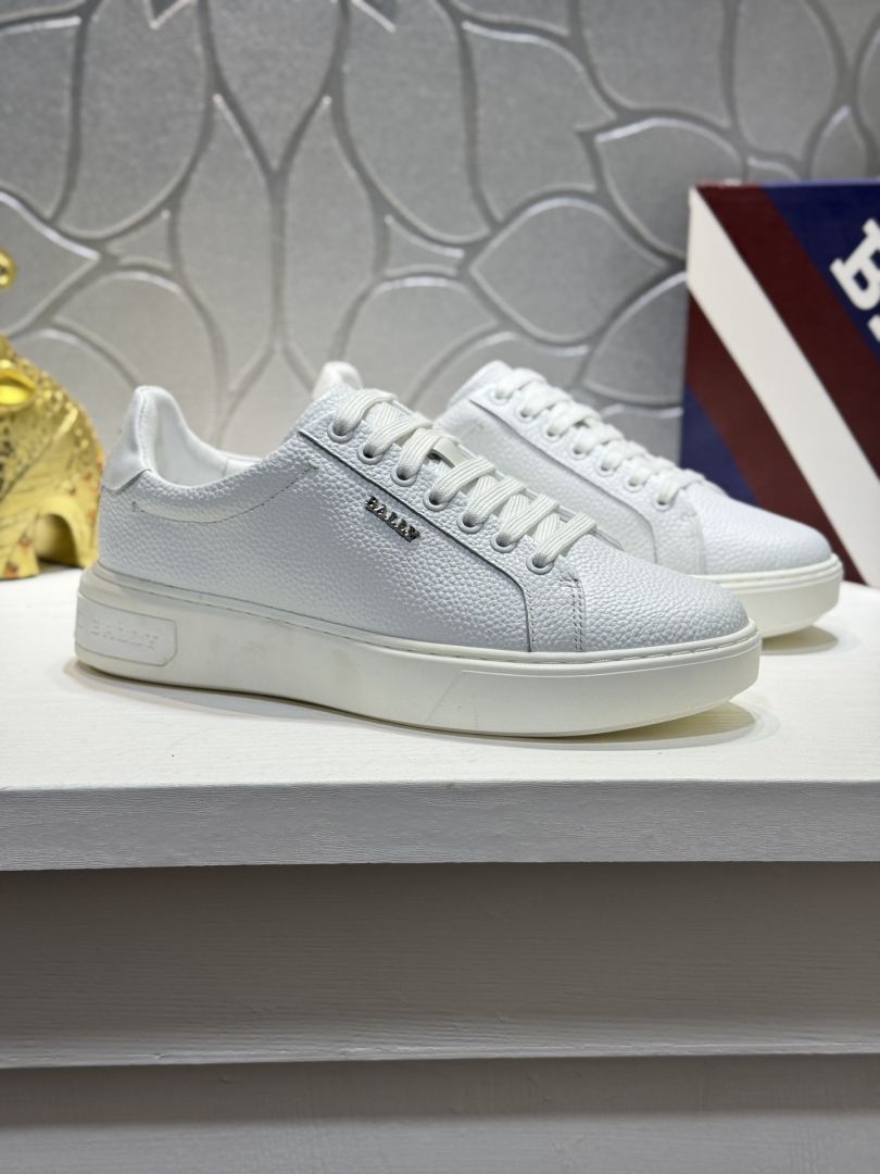Casual Shoes