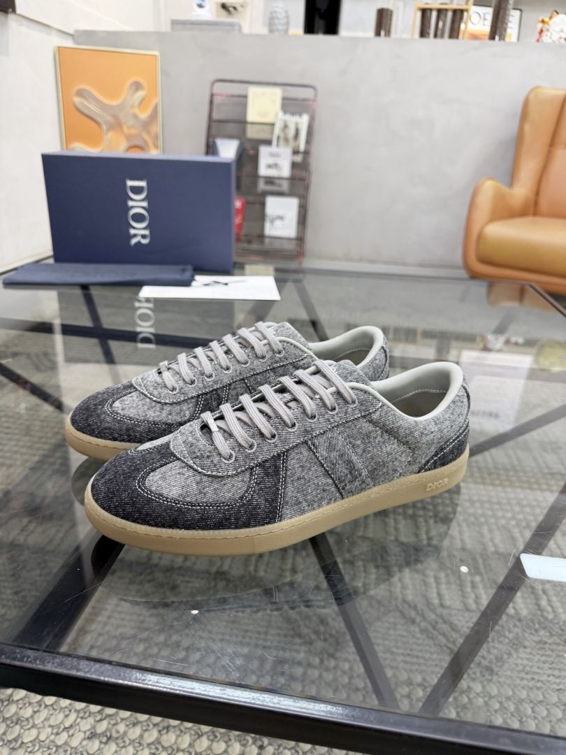 Casual Shoes