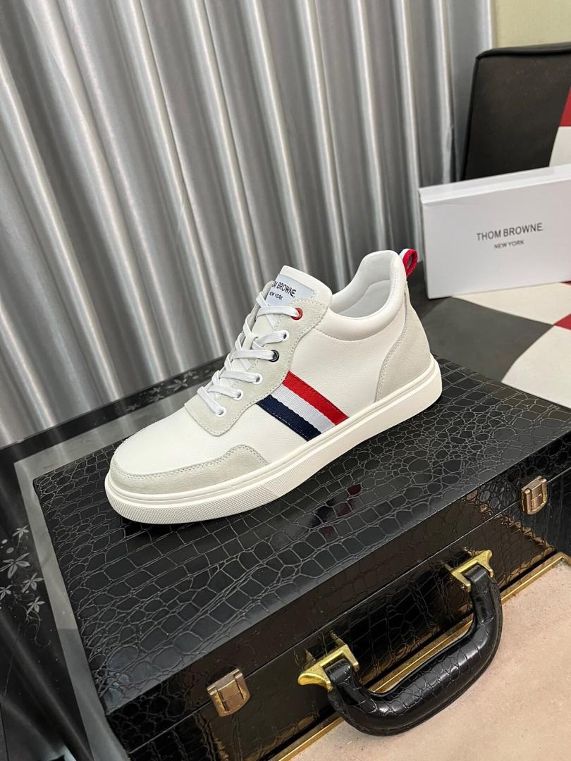 Casual Shoes