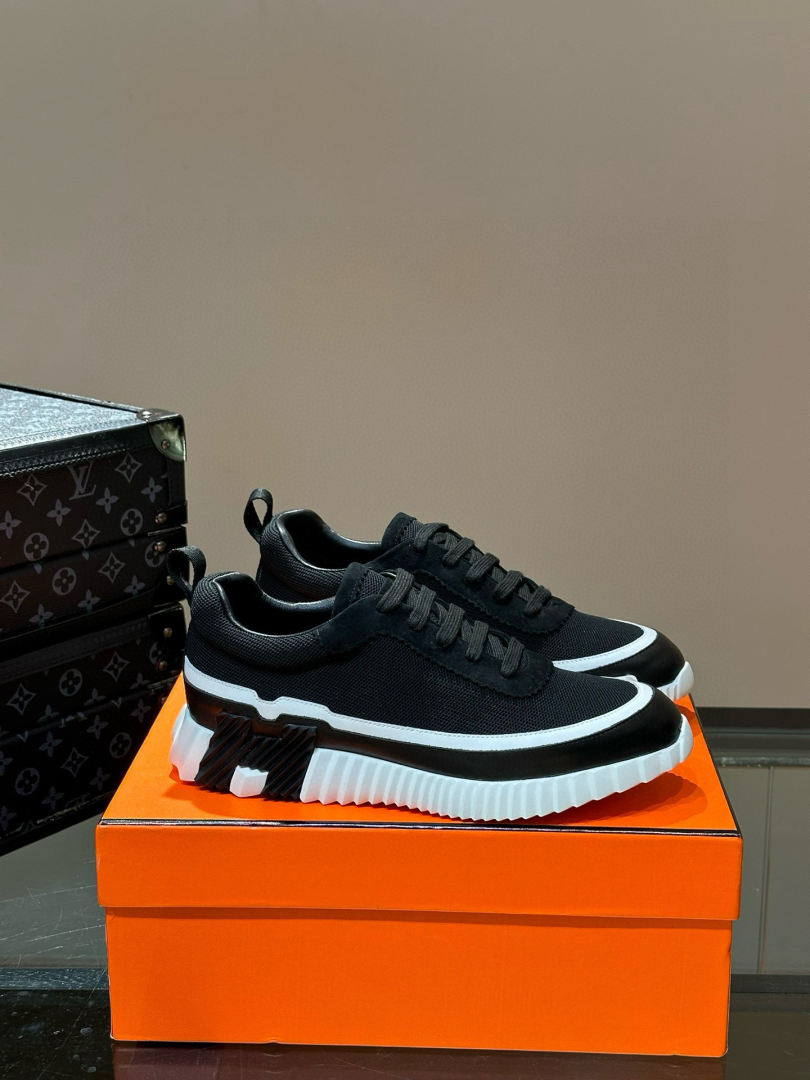 Hermes Sports Shoes