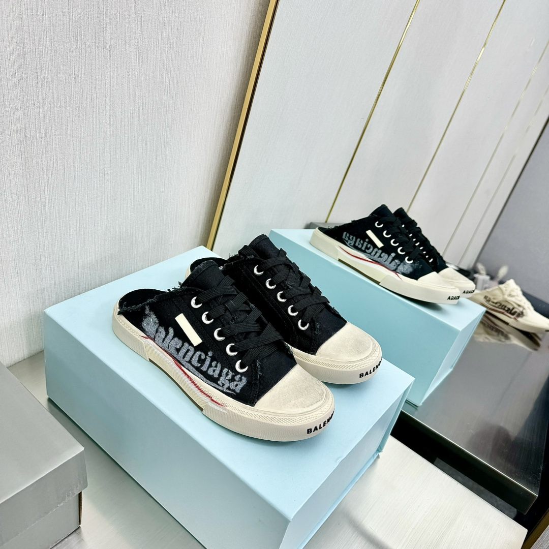 Balenciaga Casual Shoes
