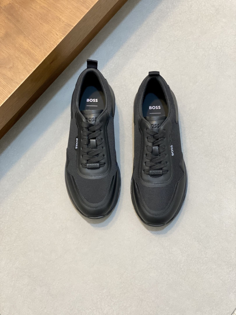 Sports Shoes