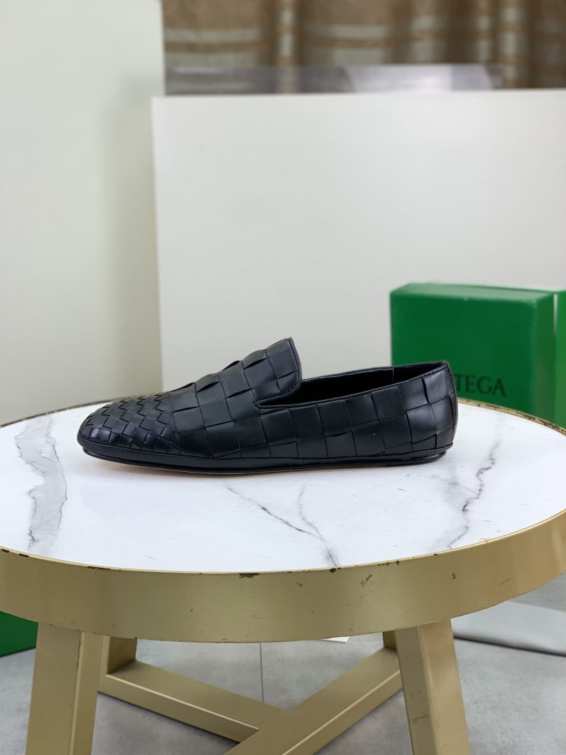 Bottega Veneta Leather Shoes