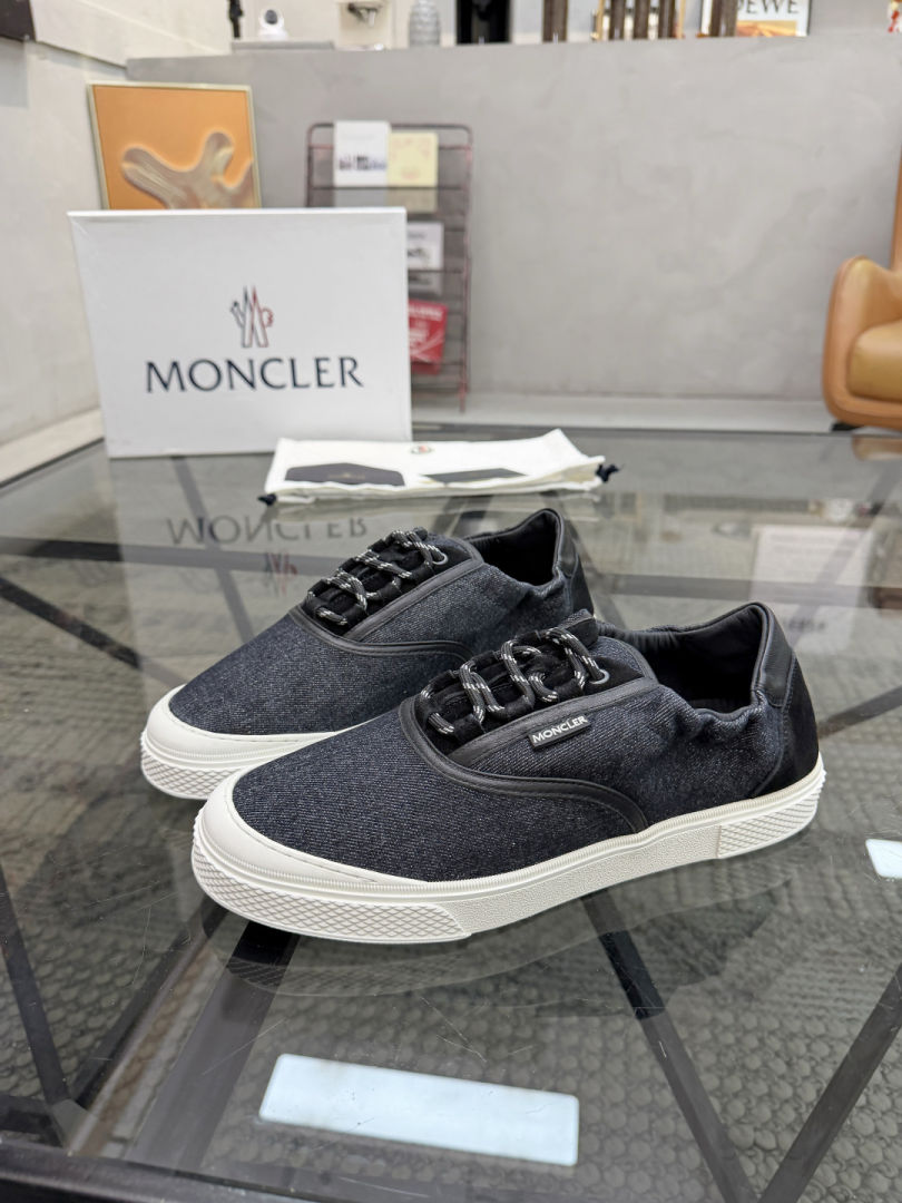 Casual Shoes