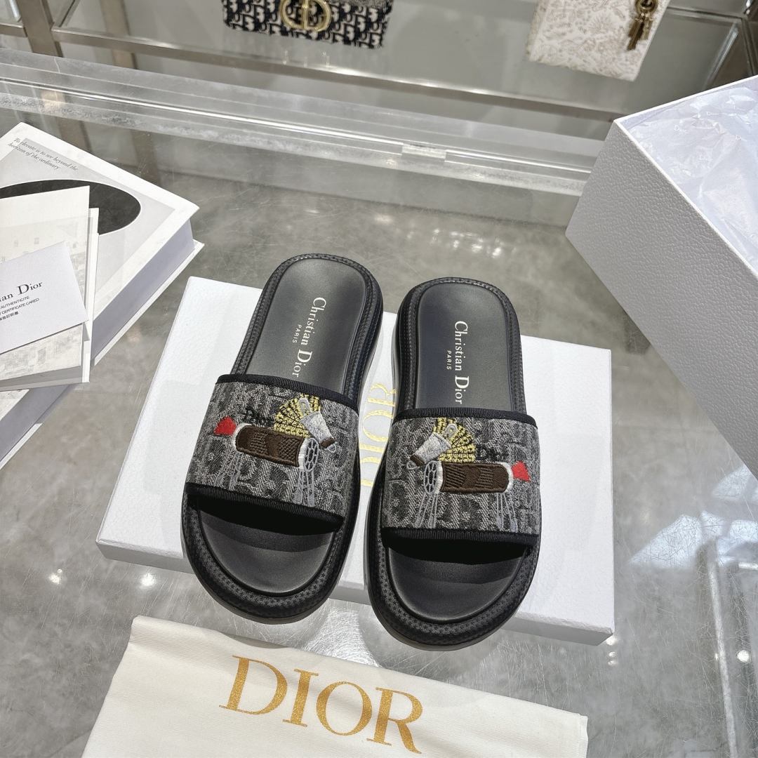 Dior Slides