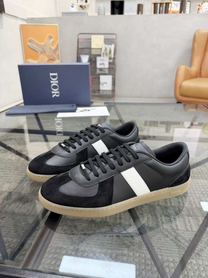 Casual Shoes