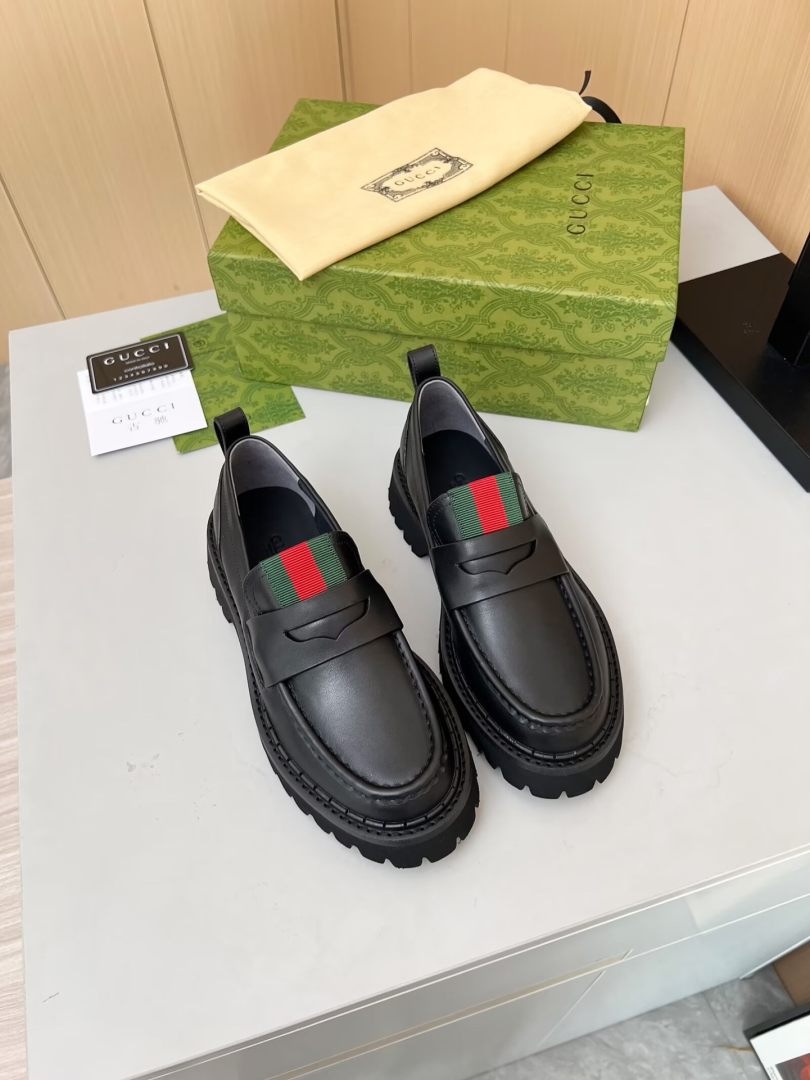 Gucci Casual Shoes