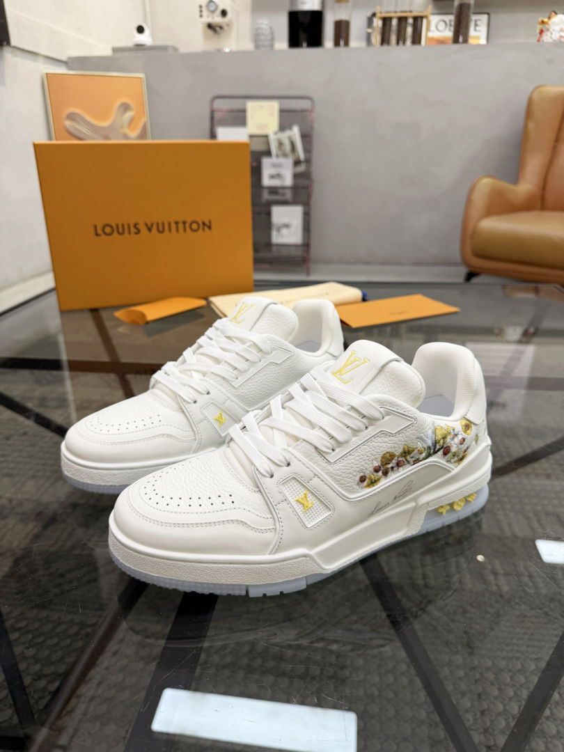 Casual Shoes